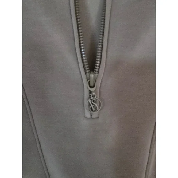 Victoria's Secret Quarter Zip Sweatshirt Pullover Green XS - Picture 3 of 6